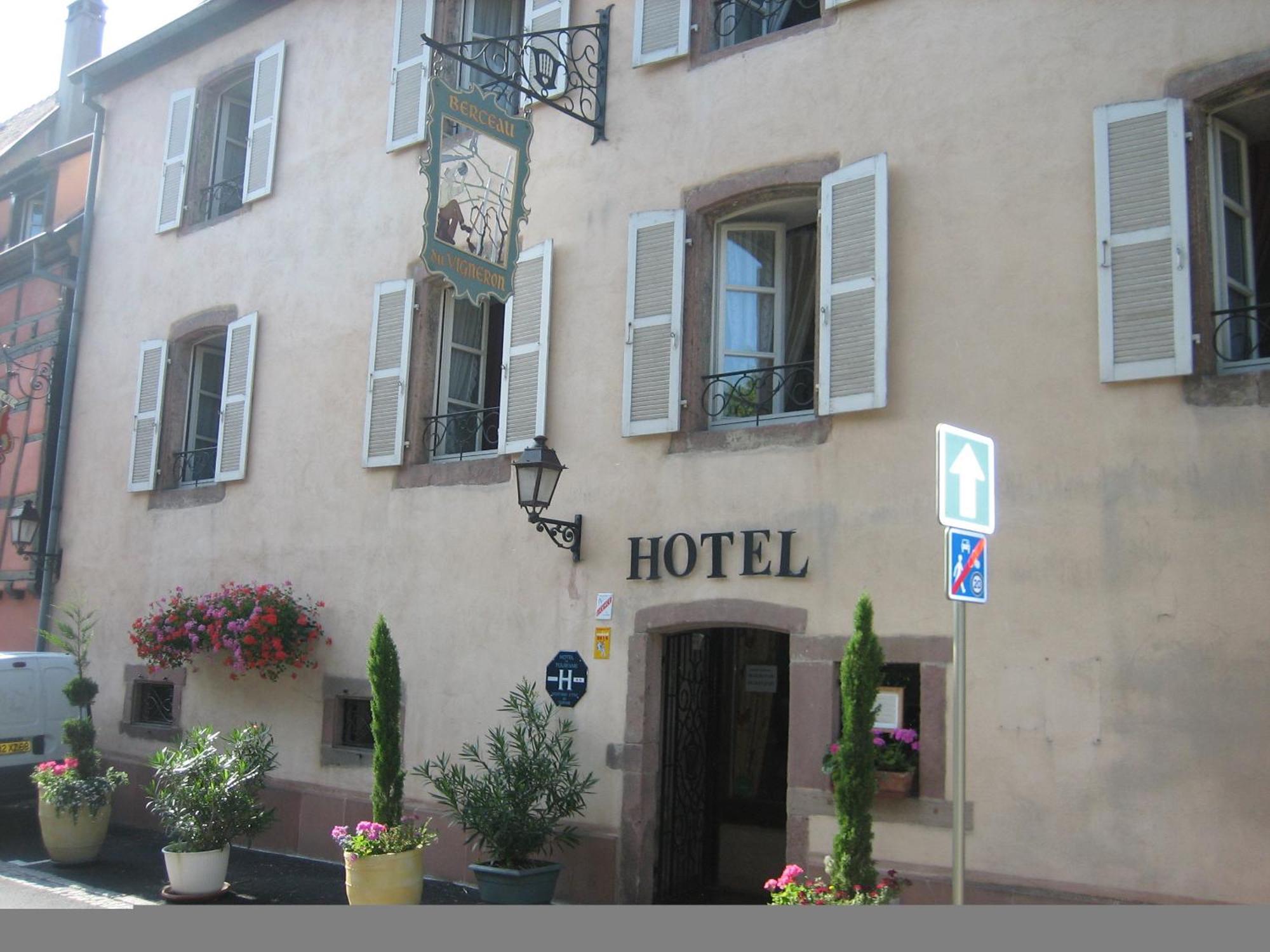 Hotel Berceau Du Vigneron Turckheim Exterior foto